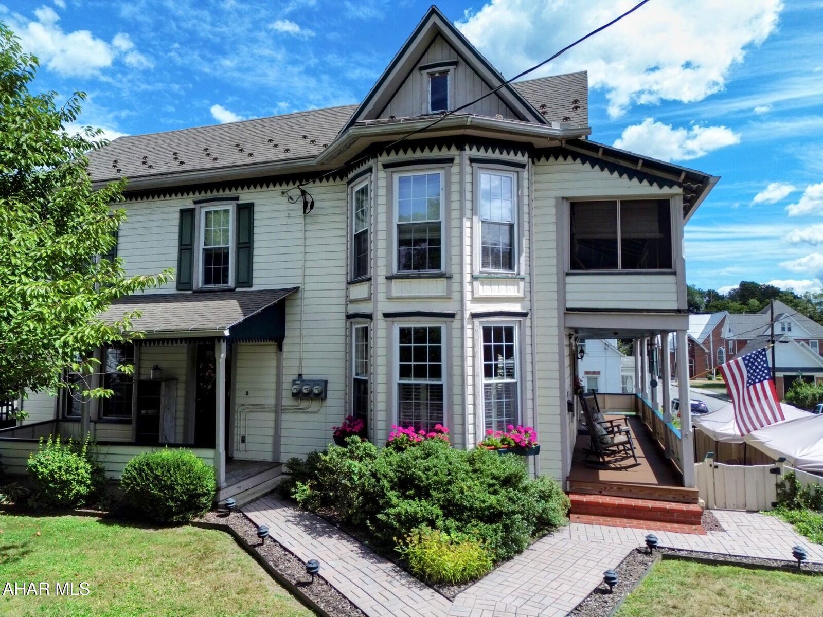 Property Photo: 207 N Spring Street PA 15537