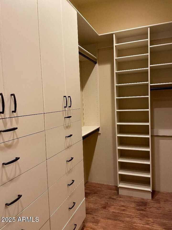 Property Photo: 6832 S 38th Place S AZ 85042