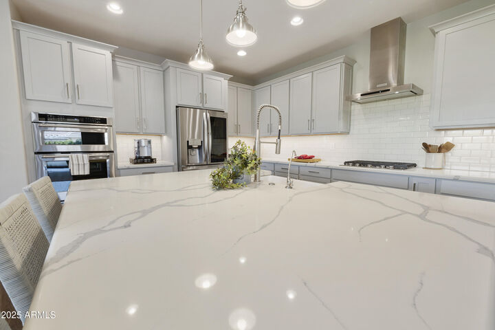 Property Photo: 10330 E Tiburon Avenue AZ 85212