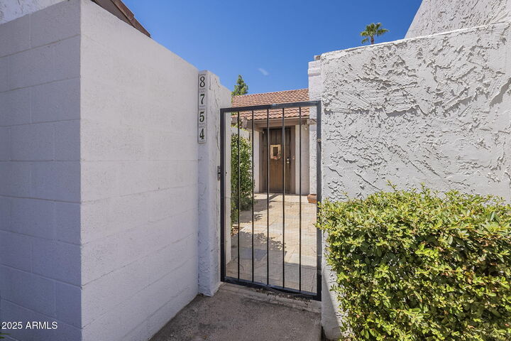 Property Photo:  8754 E Via De La Luna --  AZ 85258 