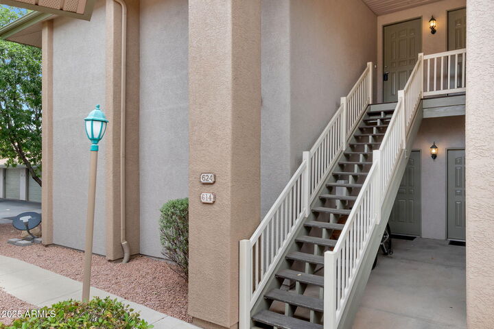 Property Photo: 985 E Mingus Avenue 624 AZ 86326