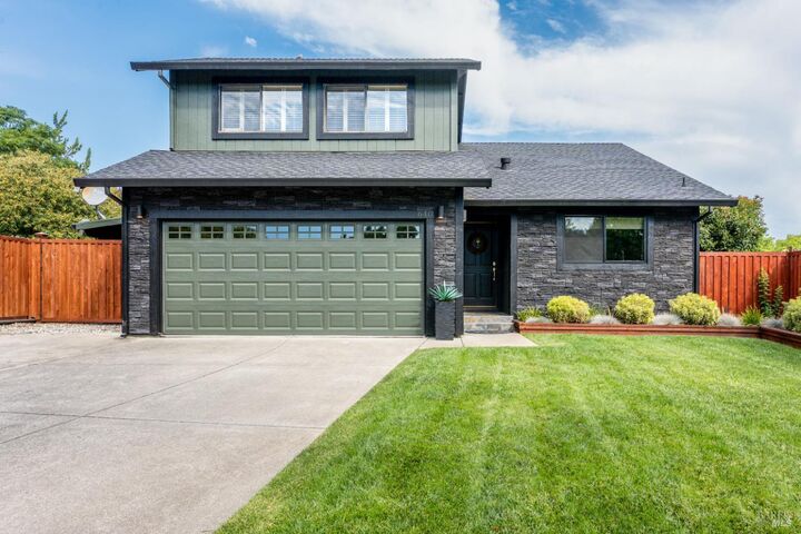 Property Photo: 640 Tahoe Court CA 95482