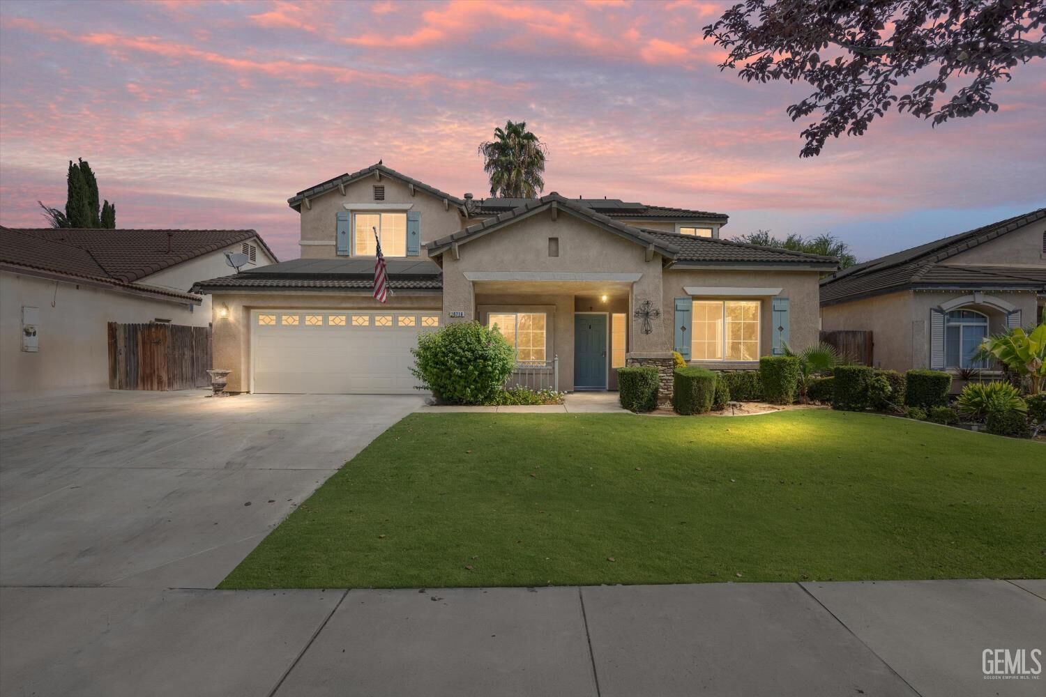 Property Photo:  10716 Alexander Falls Avenue  CA 93312 