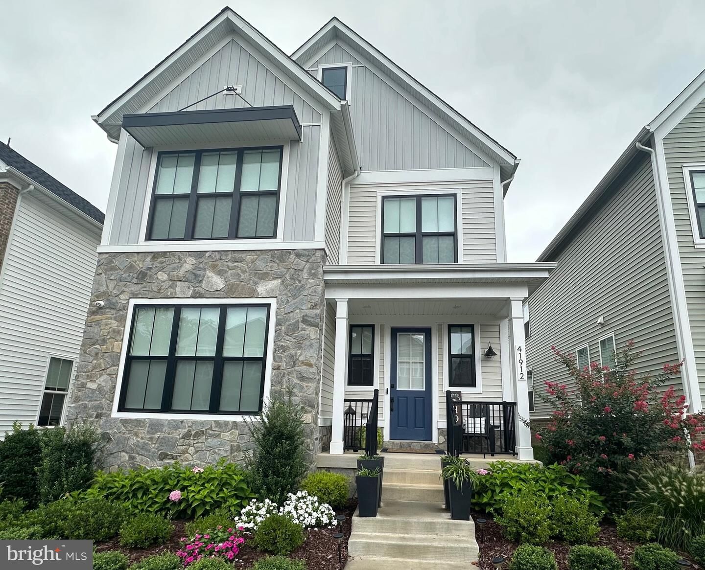 Property Photo:  41912 Blair Woods Drive  VA 20148