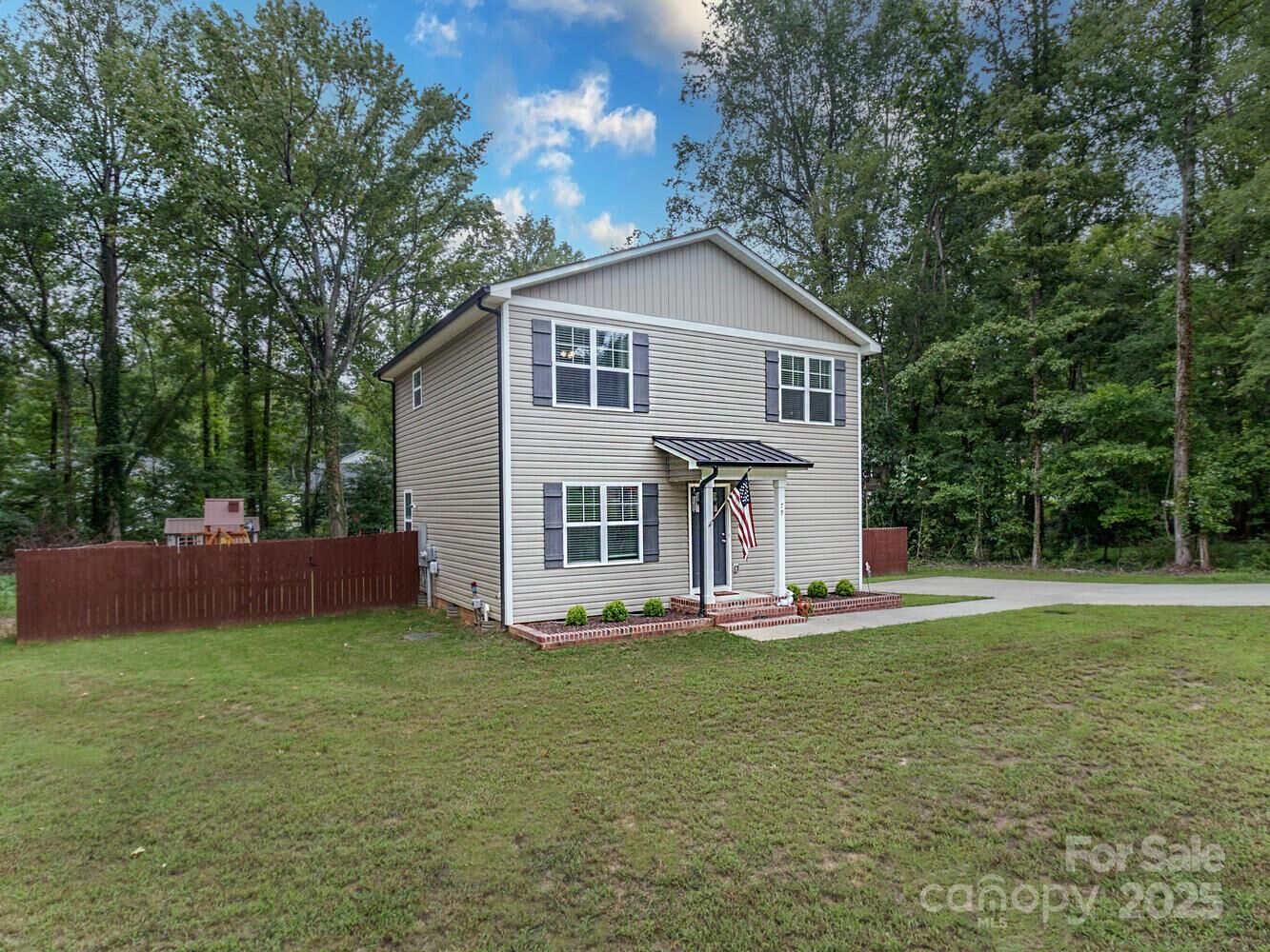 Property Photo:  79 Cumberland Court SW  NC 28025 