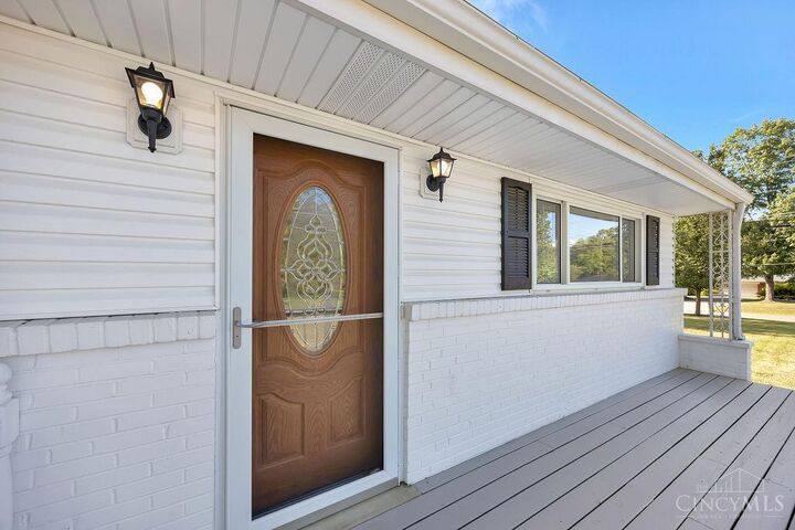 Property Photo: 9497 Long Lane OH 45231