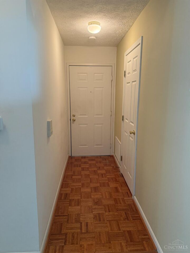 Property Photo: 8512 Breezewood Court OH 45069