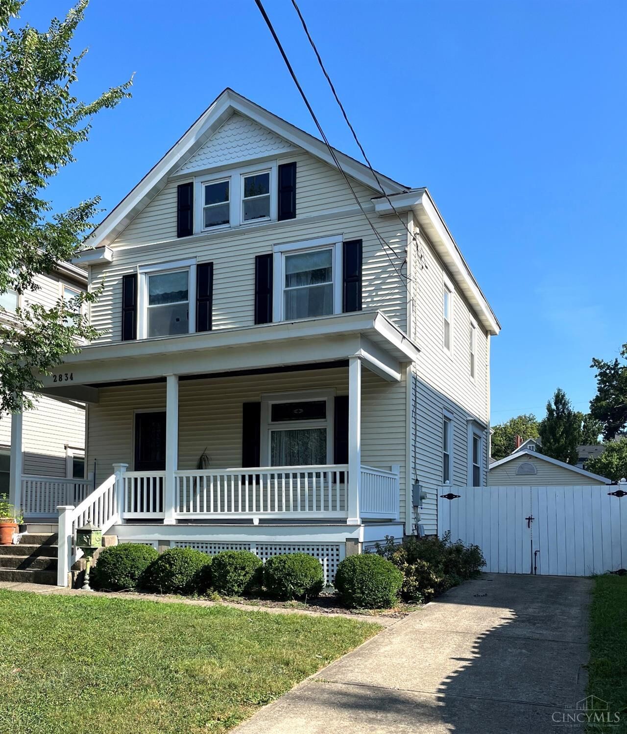 Property Photo:  2834 Astoria Avenue  OH 45208 