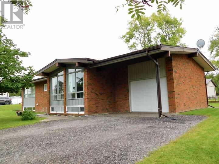 52 Ross St  Dryden ON P8N 1V1 photo