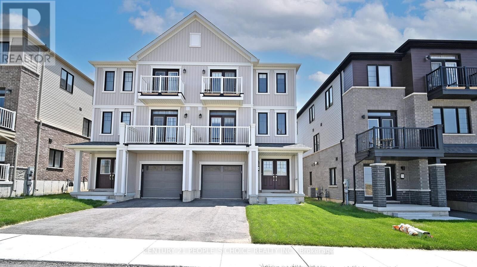 Property Photo: 19 Central Market Drive ON N3W 0J3