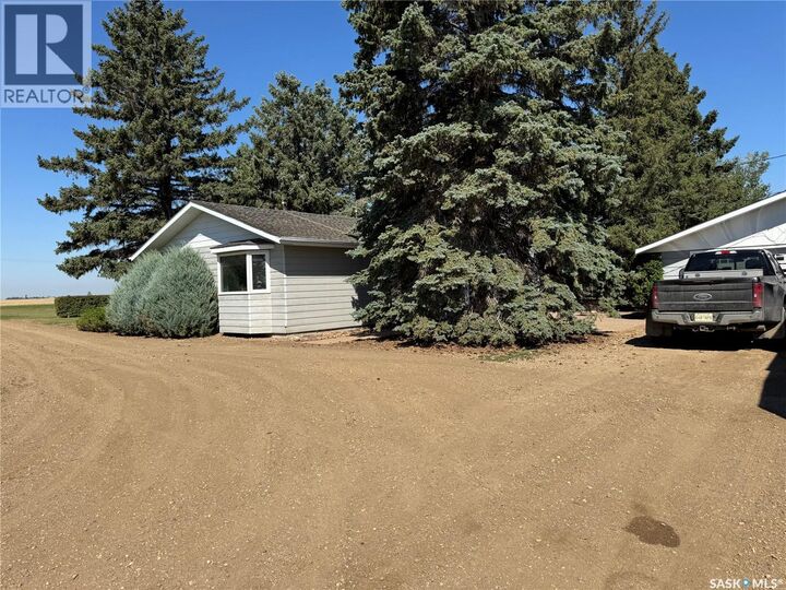 Property Photo: Acreage Near White Cap SK S4H 2K7