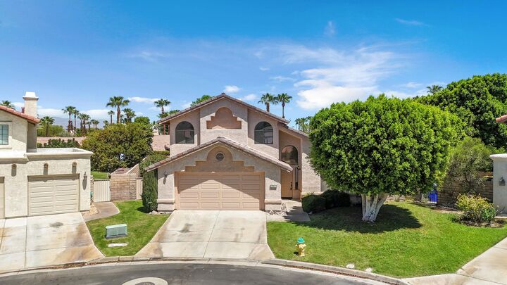 Property Photo: 78748 Via Sonata CA 92253