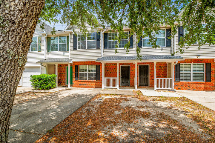 Property Photo: 178 Swaying Pine Court FL 32539