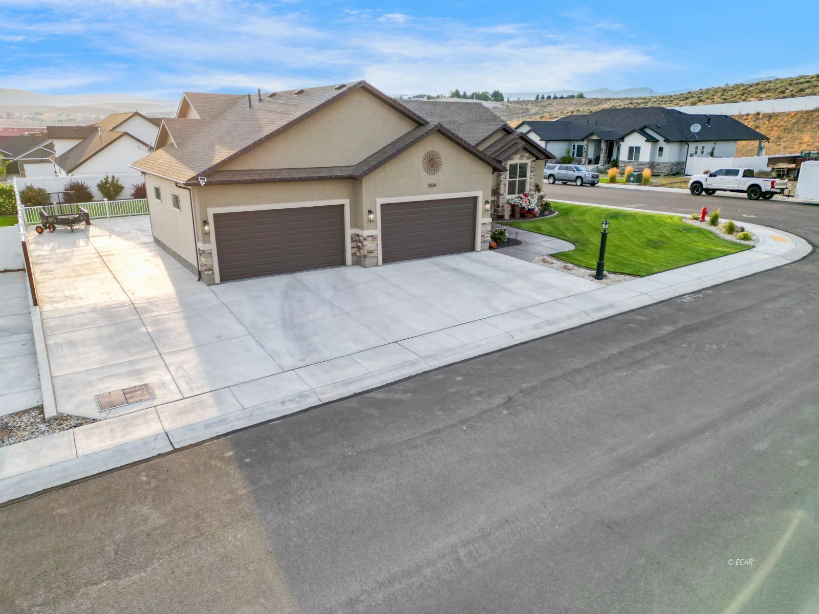 Property Photo: 2034 Eagle Ridge Loop NV 89801