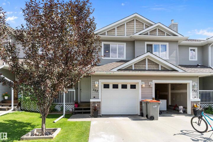 Property Photo: 102 Graywood Mews AB T7Z 0C2