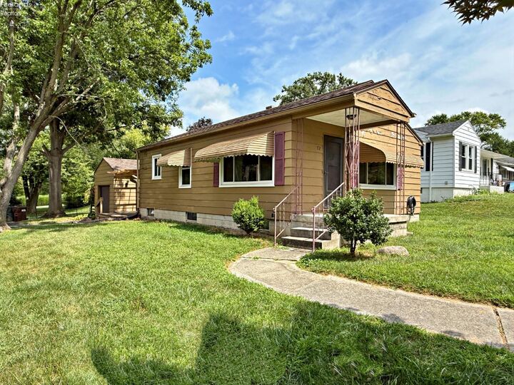 Property Photo: 72 Riverlea OH 44883