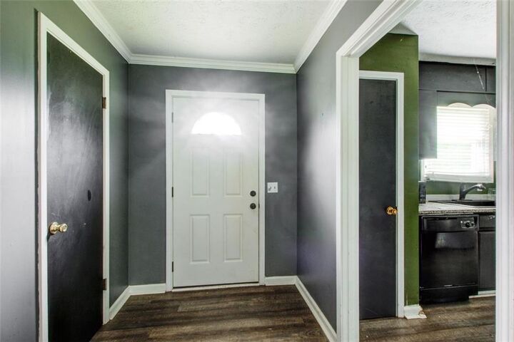 Property Photo: 2193 Kings Forest Drive SE GA 30013