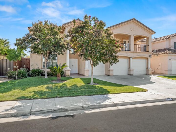 Property Photo:  5779 W Bluff Avenue  CA 93722