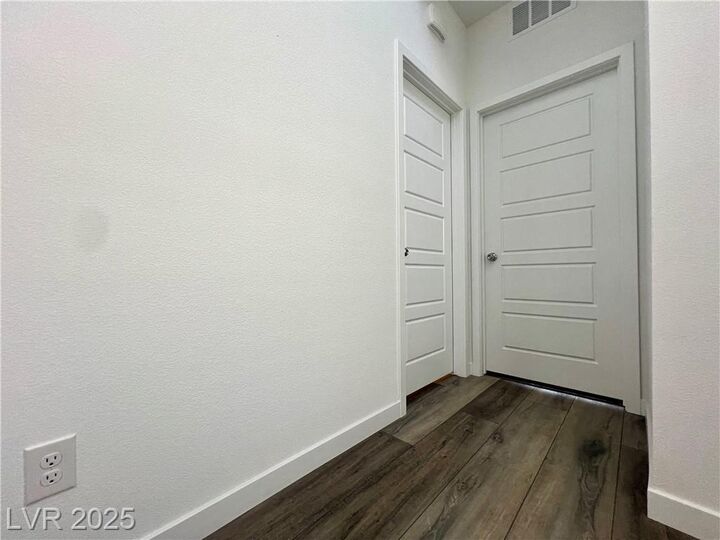 Property Photo: 308 Mount Tyndall Street NV 89015