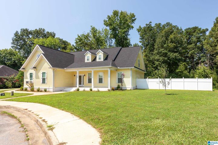 Property Photo:  18 Martin Bailey Lane  AL 36203 