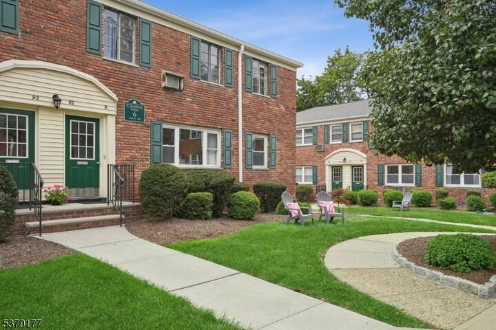Property Photo:  87 Roseland Ave 91  NJ 07006 
