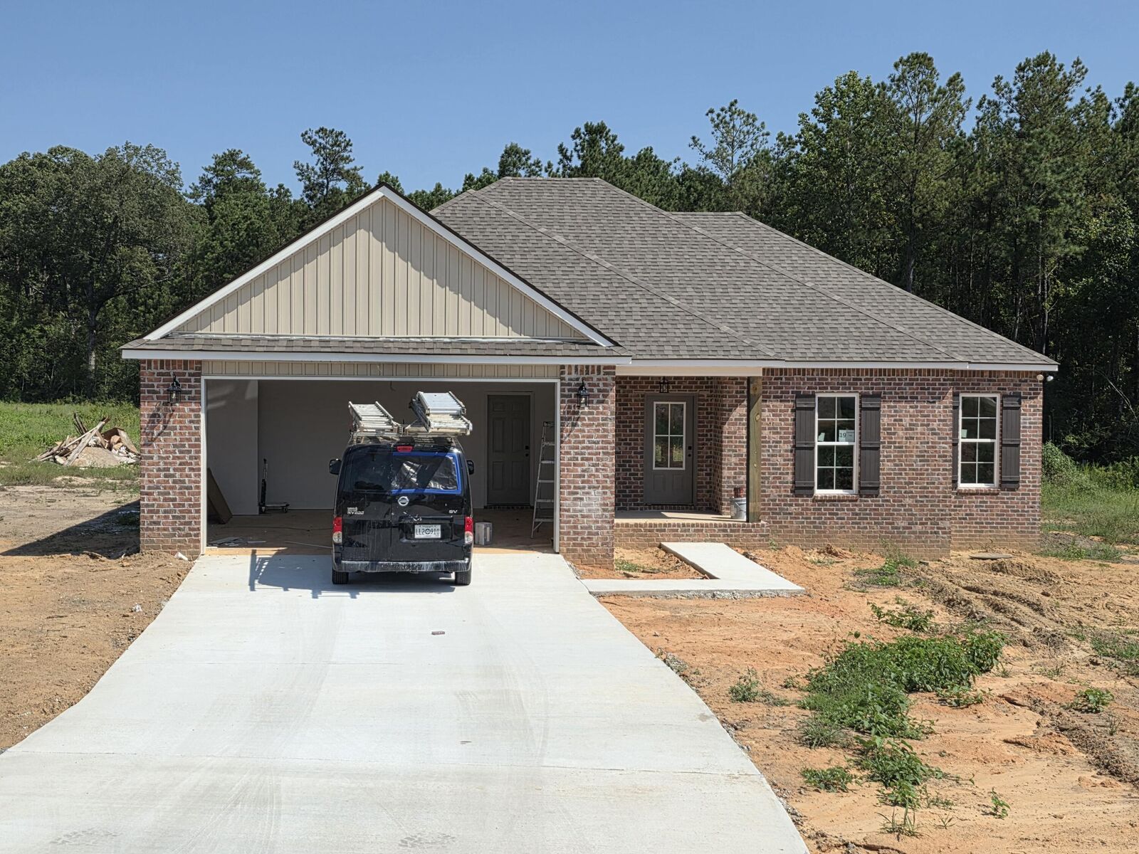 Property Photo: 19 Harvard Oak MS 39402