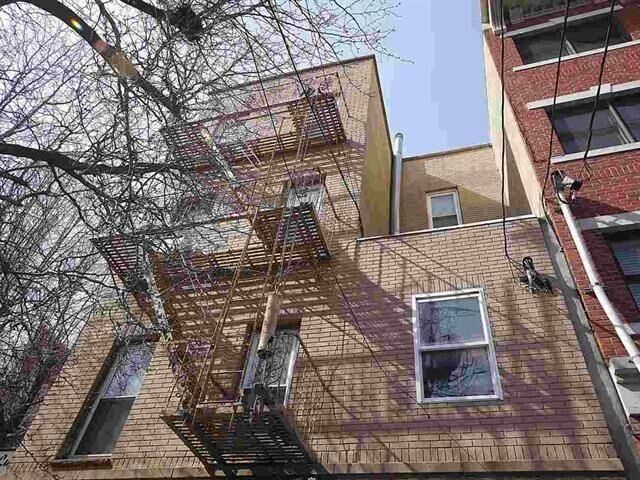 Property Photo: 100 Park Ave 4 NJ 07030