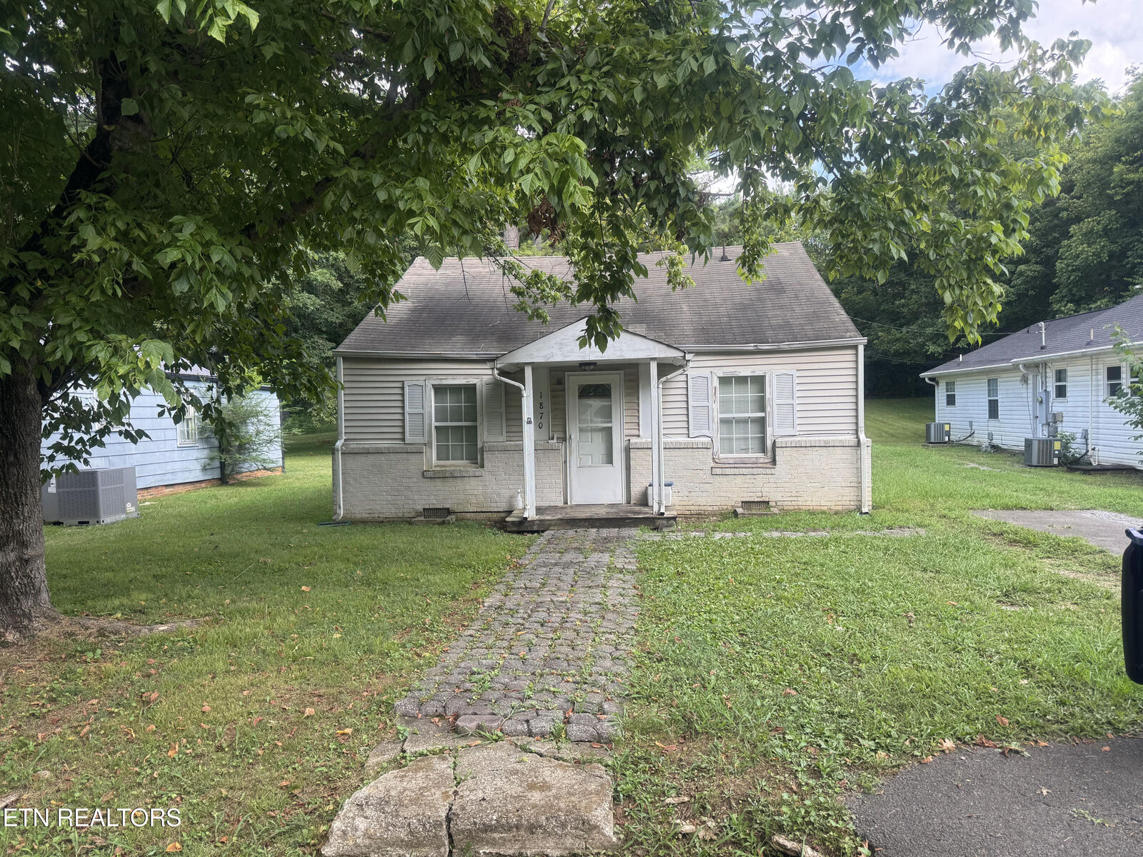 Property Photo:  1870 NE Baugh St  TN 37311 