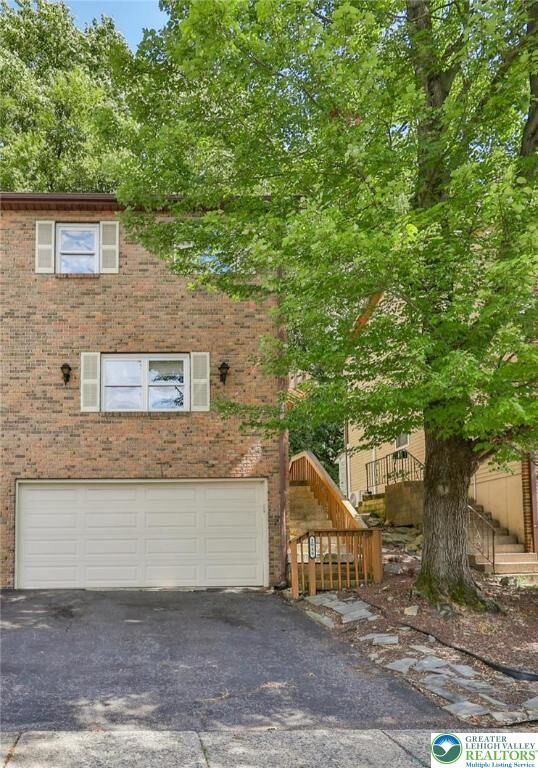 Property Photo: 2948 Klein Street PA 18103