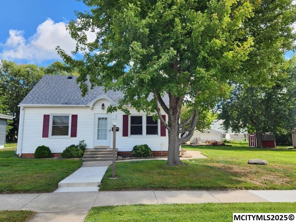 Property Photo:  813 N Tyler  IA 50401