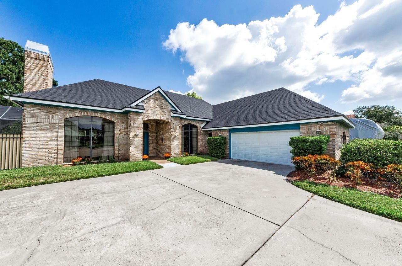Property Photo: 10480 Longwood Drive FL 33777