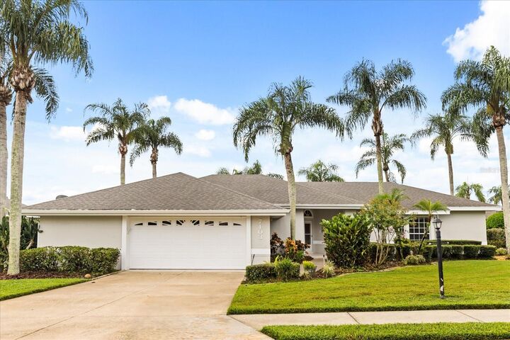 Property Photo: 7103 Montreal Drive FL 33810