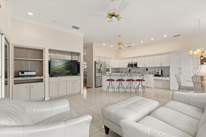 Property Photo:  7103 Montreal Drive  FL 33810 