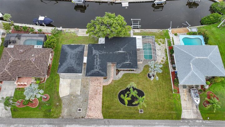 Property Photo: 1950 Fairview Drive FL 34223