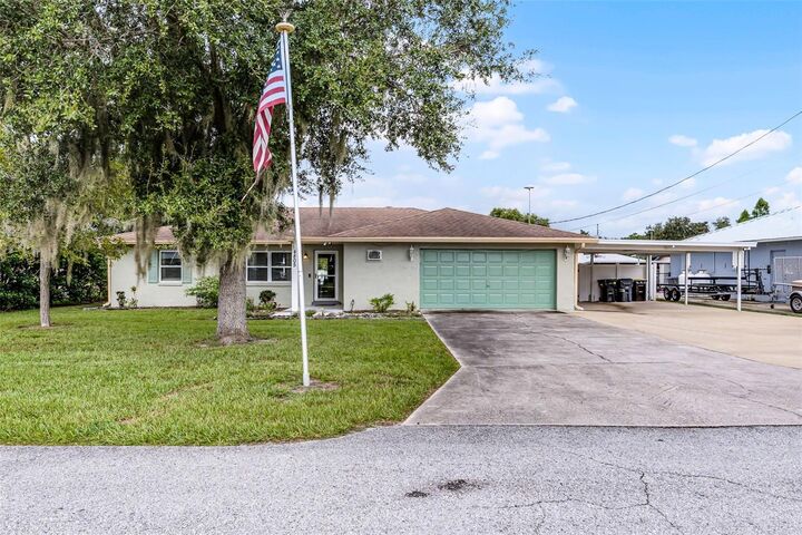 Property Photo: 4805 Oak Acres Drive FL 33898