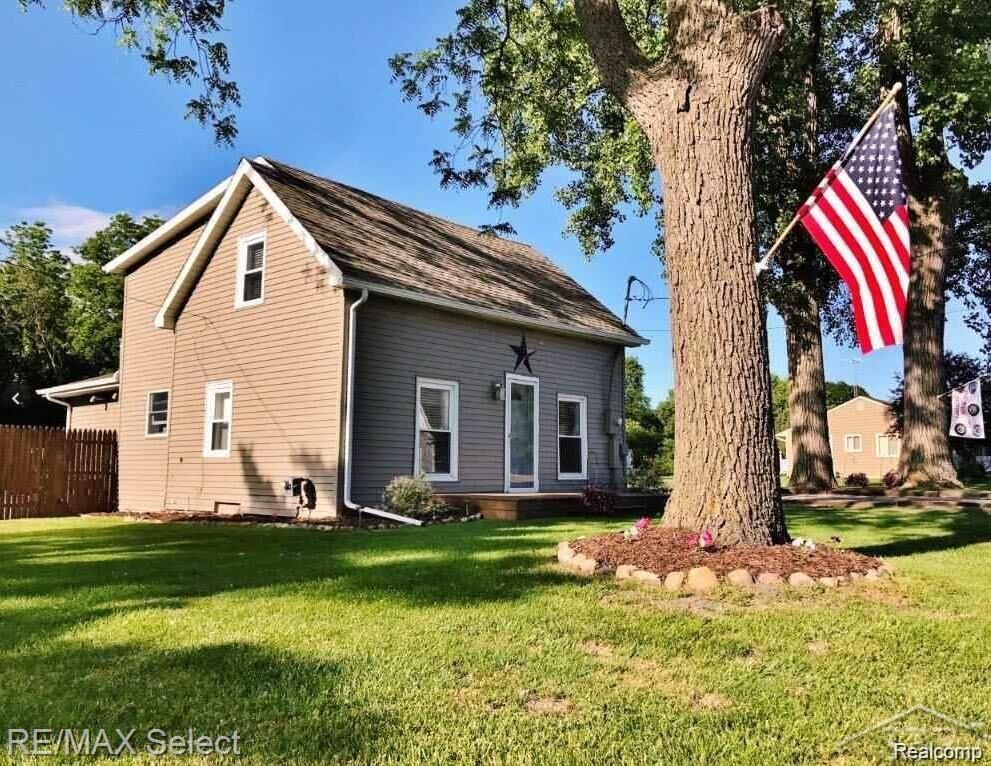 Property Photo: 631 Center Street MI 48616 1613