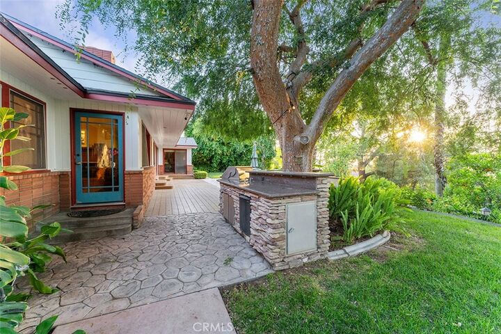 Property Photo:  1940 Arroyo Drive  CA 92506 
