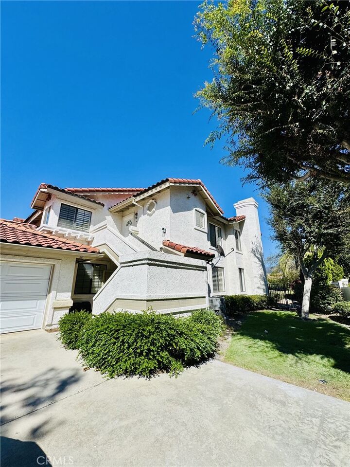 Property Photo: 32 Vista Lago CA 92688
