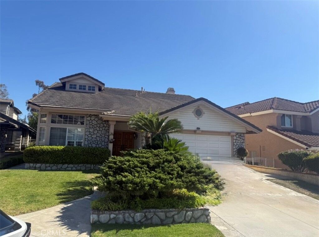 Property Photo:  1760 Chantilly Lane  CA 92833