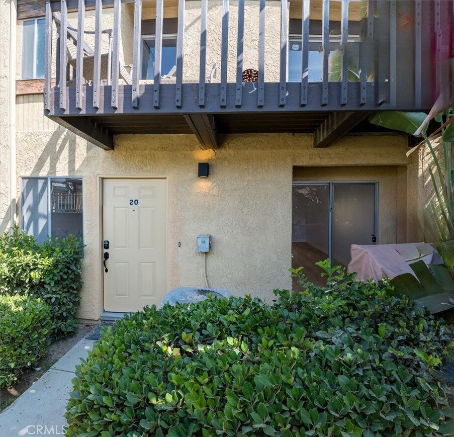 Property Photo: 14700 S Berendo Avenue 20 CA 90247