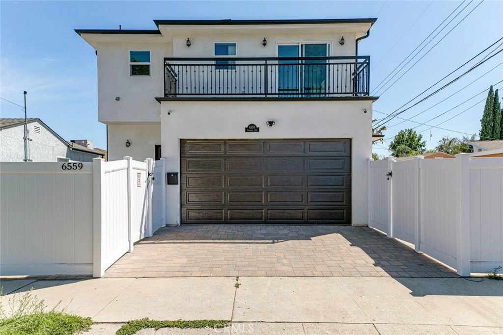Property Photo: 6559 Teesdale Avenue CA 91606