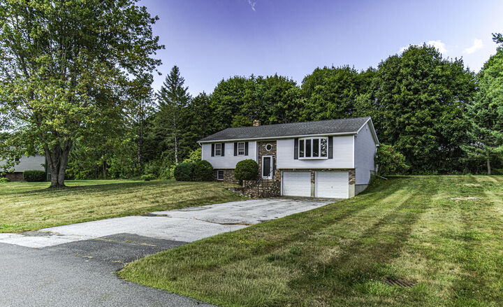 33 Hillside Drive  Hampden ME 04444 photo