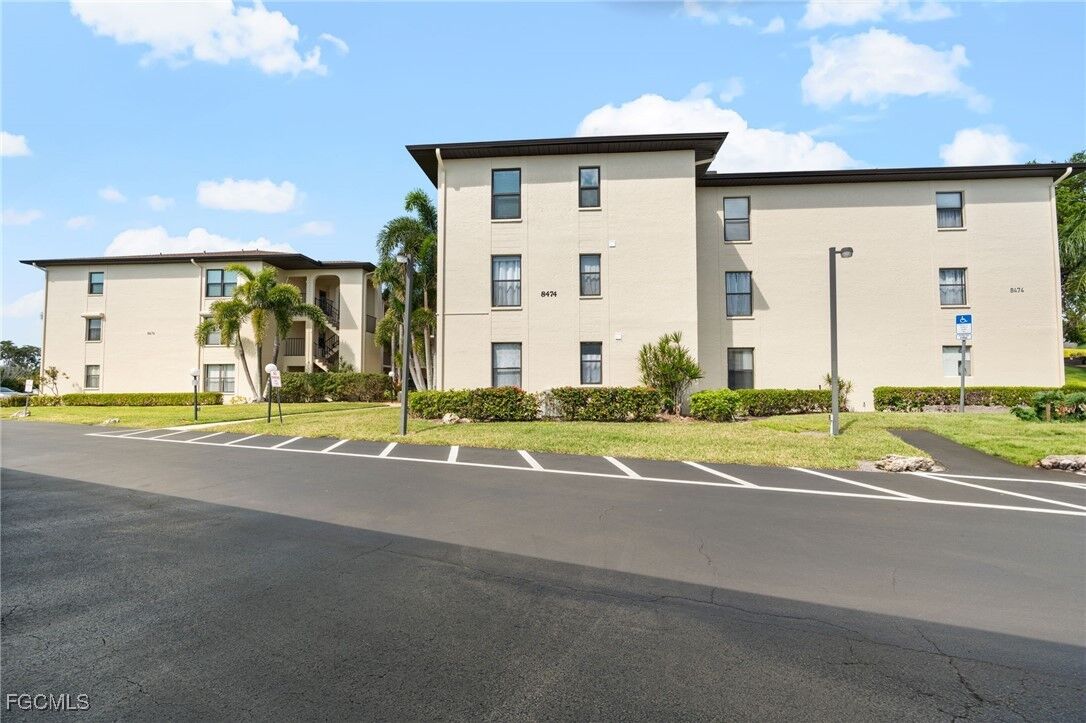 Property Photo:  8474 Charter Club Circle 12  FL 33919 