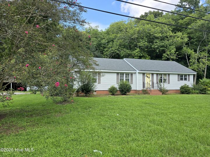 1044 US Highway 17 S  Elizabeth City NC 27909 photo