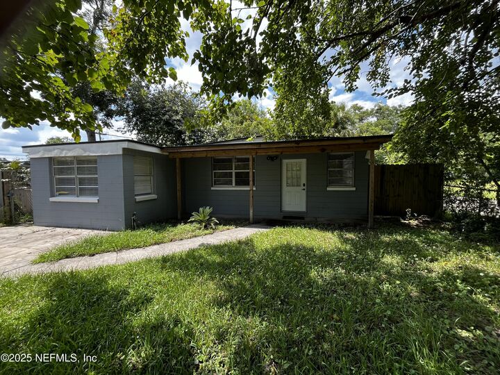 Property Photo:  8608 2nd Avenue  FL 32208 