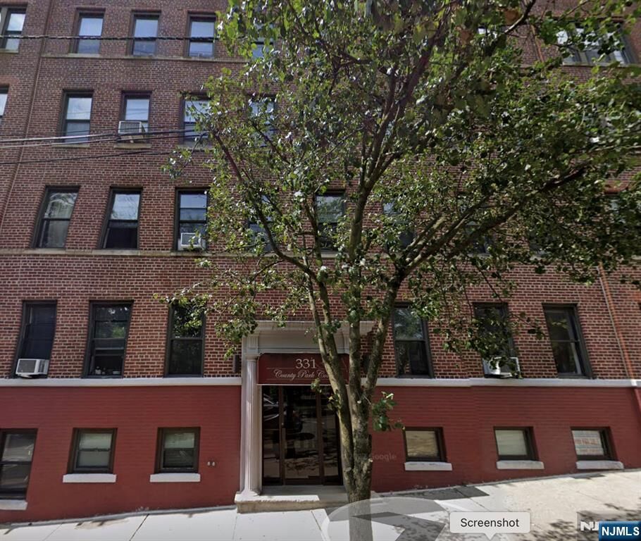 Property Photo:  331 79th Street 31  NJ 07047 