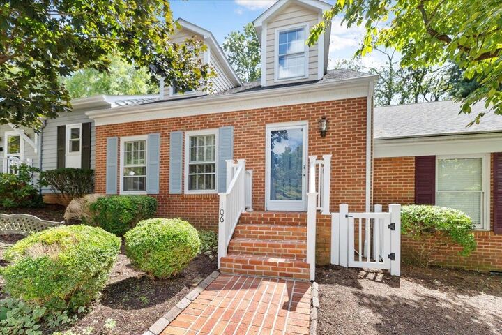 Property Photo:  106 Greenbrier Drive  VA 24141 
