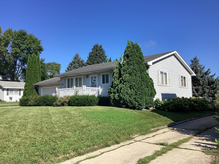 Property Photo: 109 Hawthorne Street E MN 56007