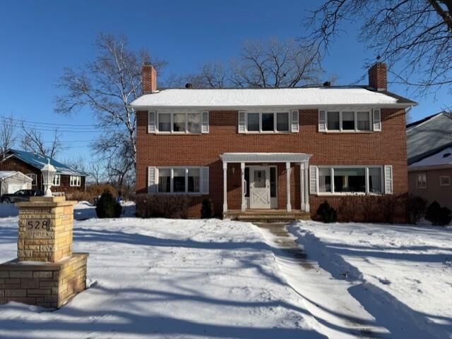 Property Photo:  528 Lexington Parkway S  MN 55116 