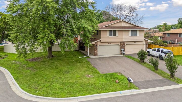 Property Photo:  9225 29th Avenue N  MN 55427 